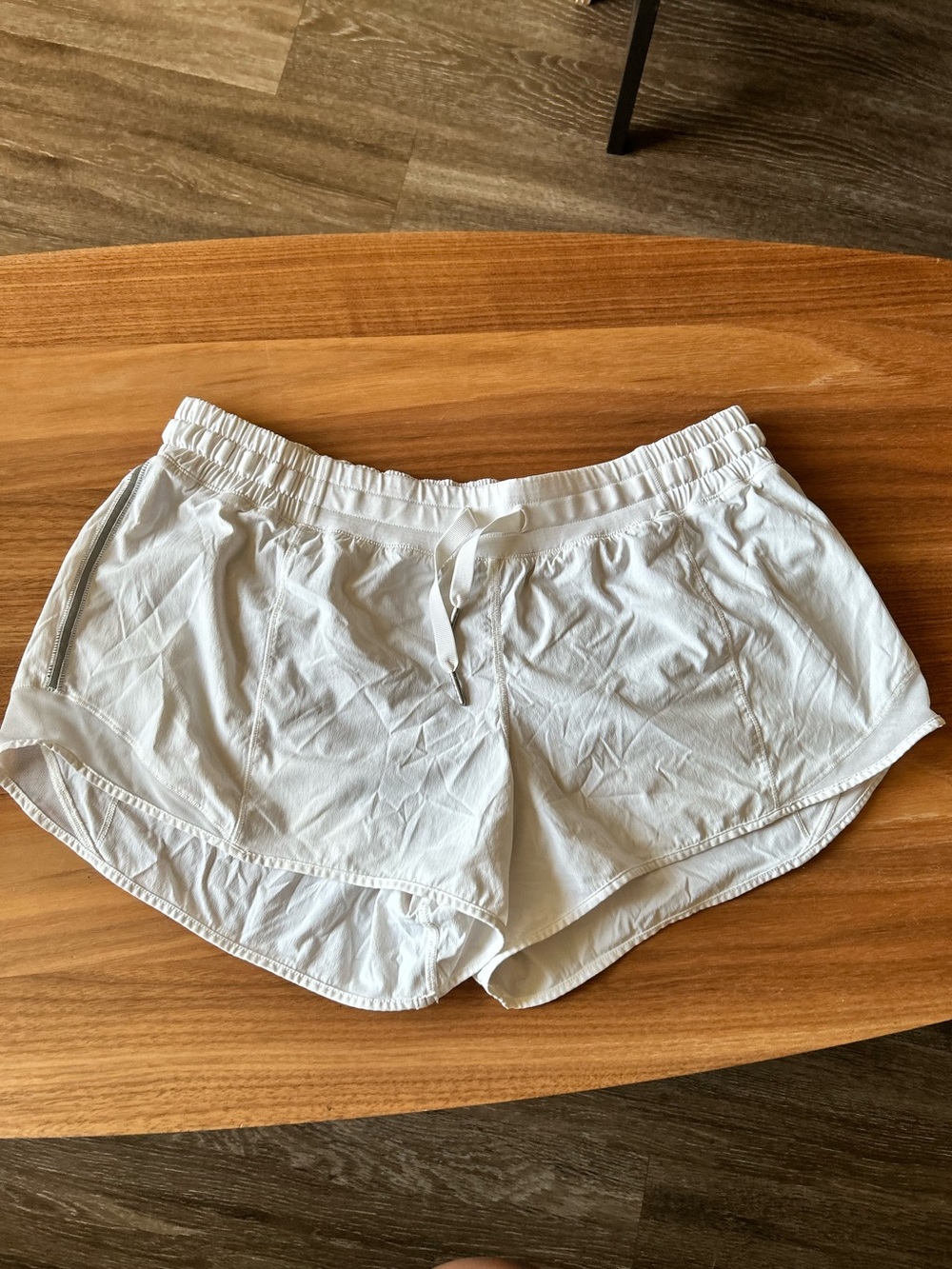 Lululemon Hotty Hot Short - Picture 4 of 14